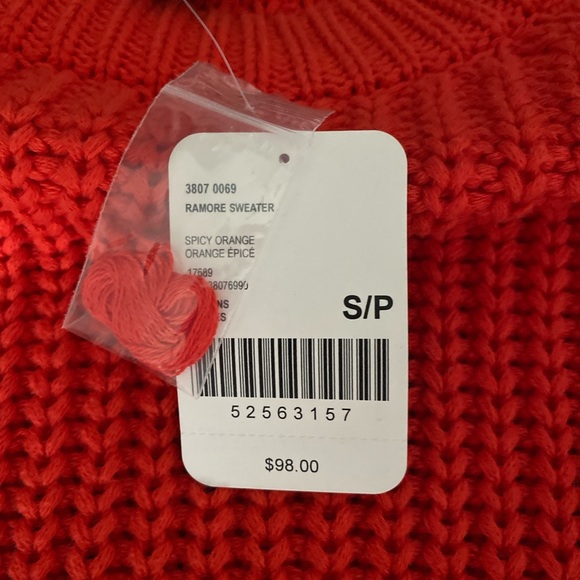 Red/orange knitted Roots Sweater - Picture 3 of 3